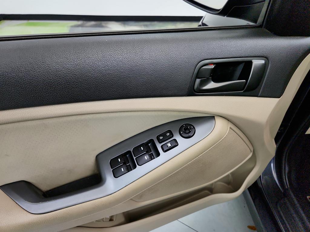 2015 Kia Optima - $5,150