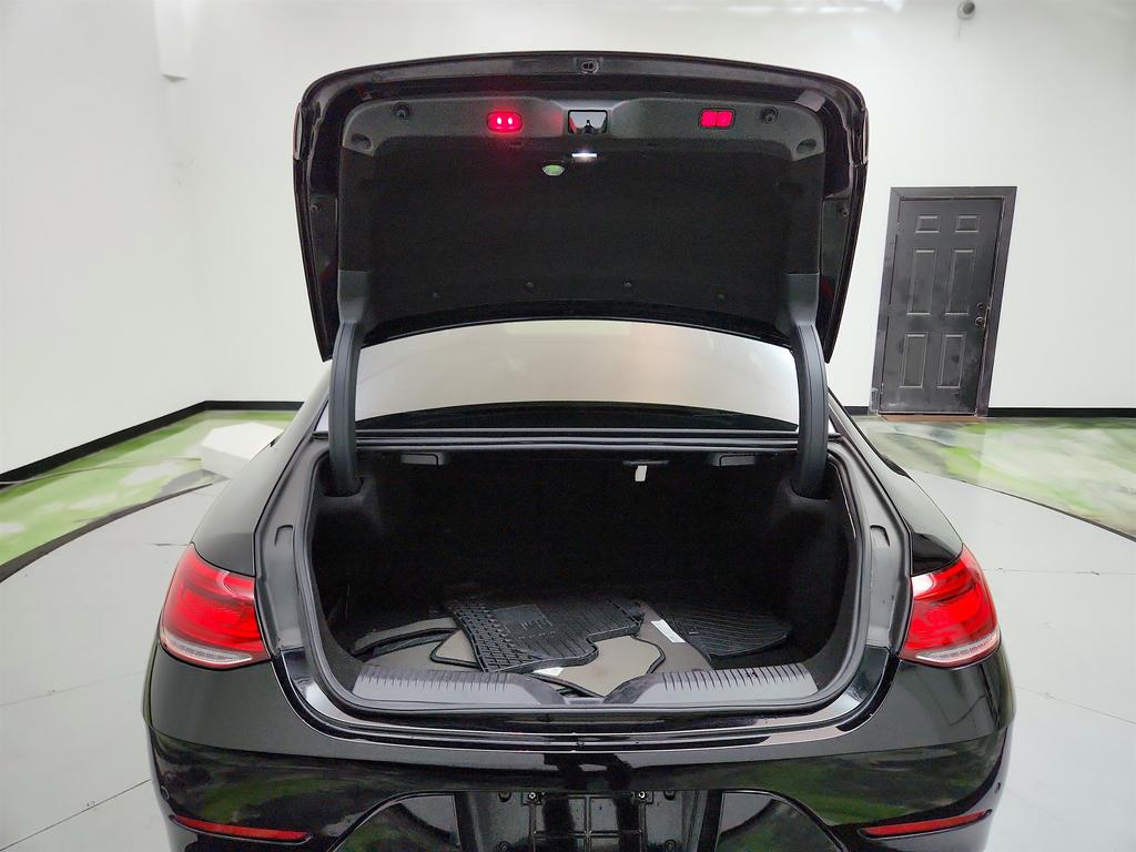 2019 Mercedes-Benz CLS-Class - $23,250