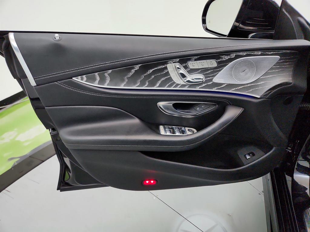 2019 Mercedes-Benz CLS-Class - $23,250