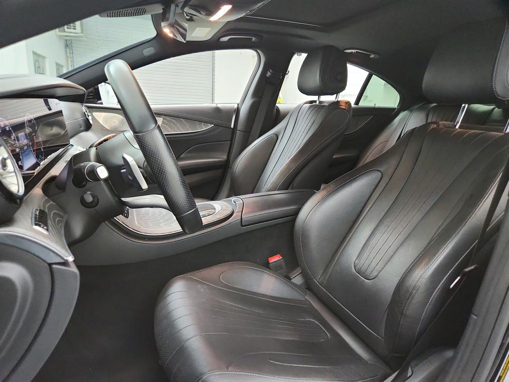 2019 Mercedes-Benz CLS-Class - $23,250