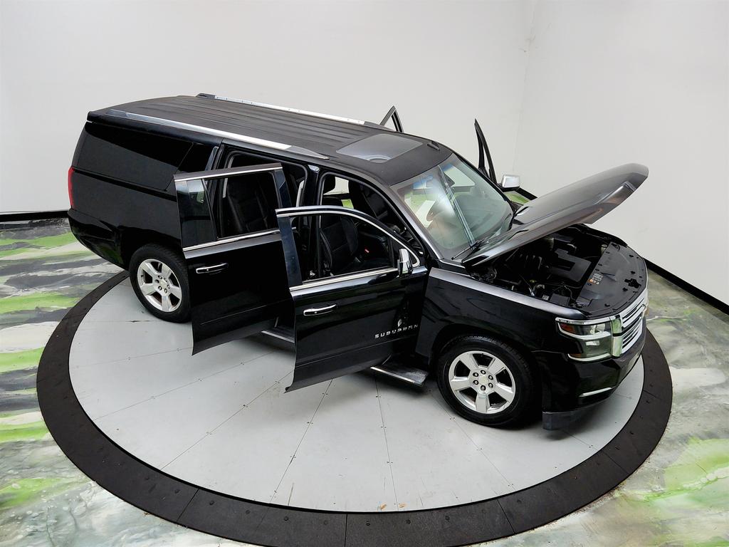 2015 Chevrolet Suburban - $14,795