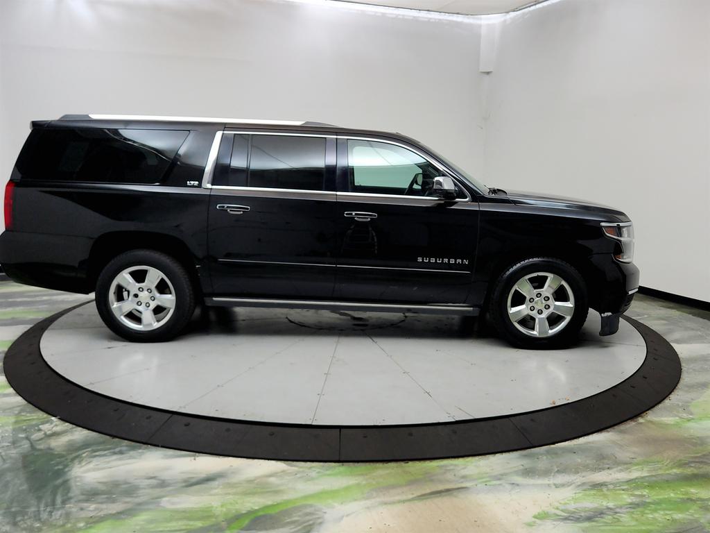 2015 Chevrolet Suburban - $14,795
