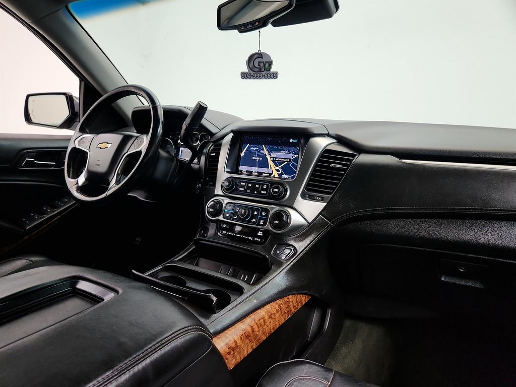 2015 Chevrolet Suburban - $14,795