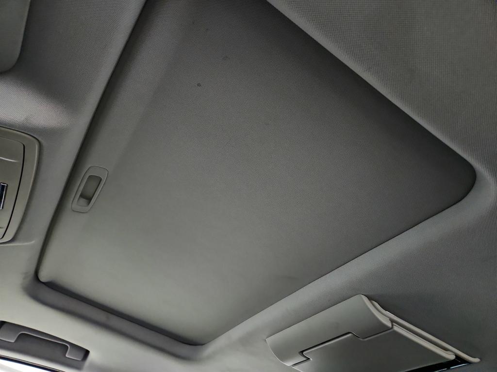 2015 Chevrolet Suburban - $14,795