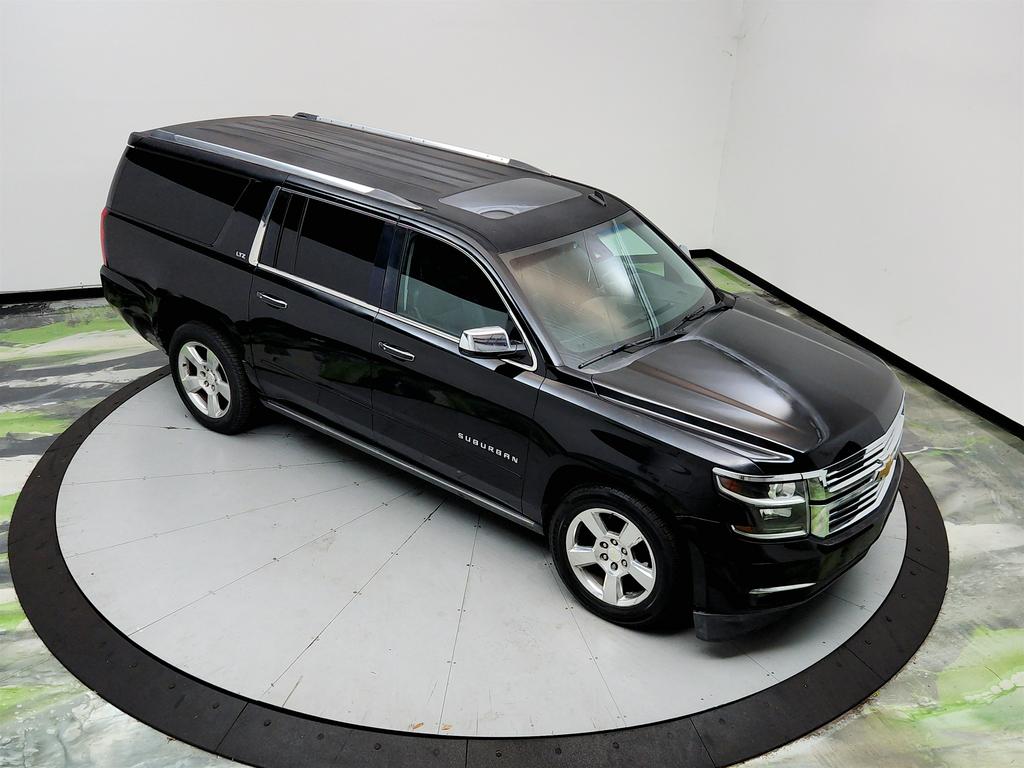 2015 Chevrolet Suburban - $14,795