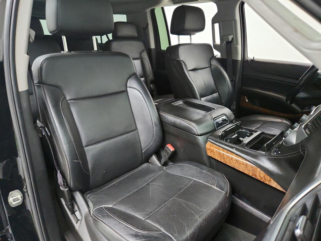 2015 Chevrolet Suburban - $14,795