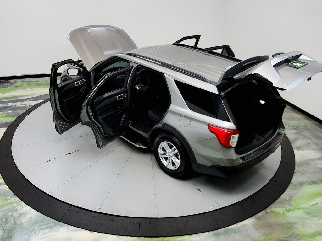 2020 Ford Explorer - $16,395