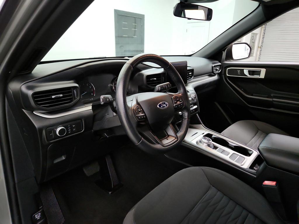 2020 Ford Explorer - $16,395