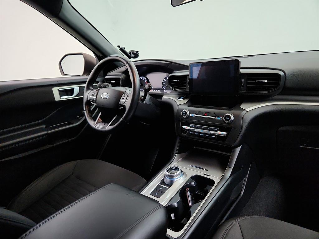 2020 Ford Explorer - $16,395