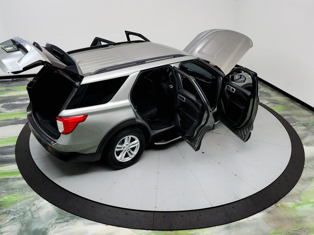 2020 Ford Explorer - $16,395