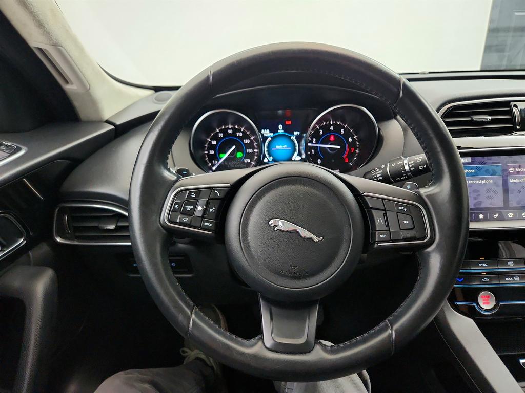 2020 Jaguar F-PACE - $15,550