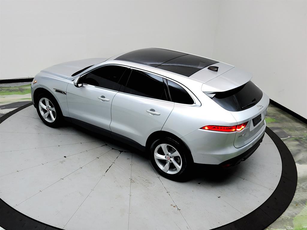 2020 Jaguar F-PACE - $15,550