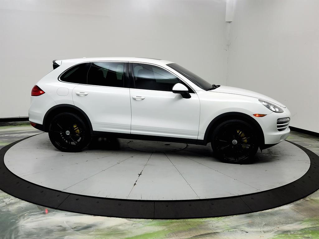 2013 Porsche Cayenne - $11,950
