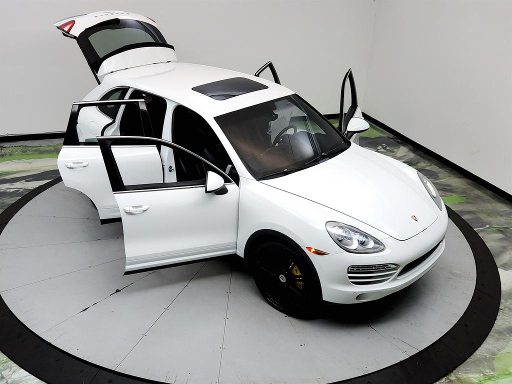 2013 Porsche Cayenne - $11,950