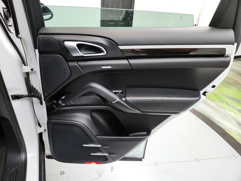 2013 Porsche Cayenne - $11,950