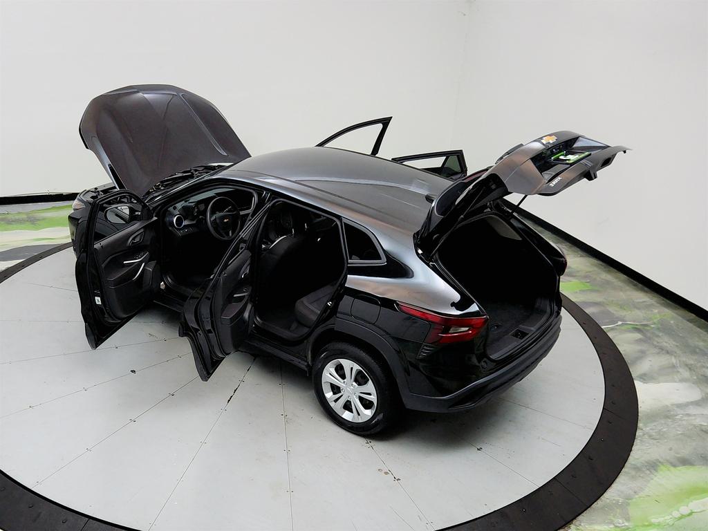 2025 Chevrolet Trax - $17,356