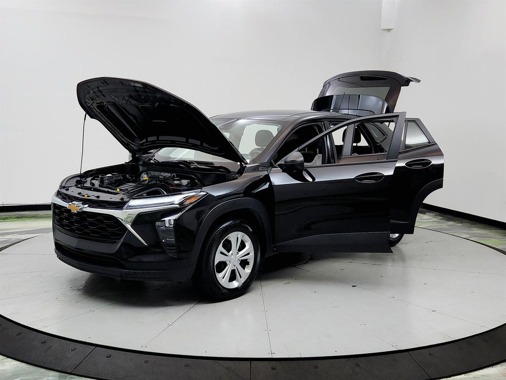 2025 Chevrolet Trax - $17,356