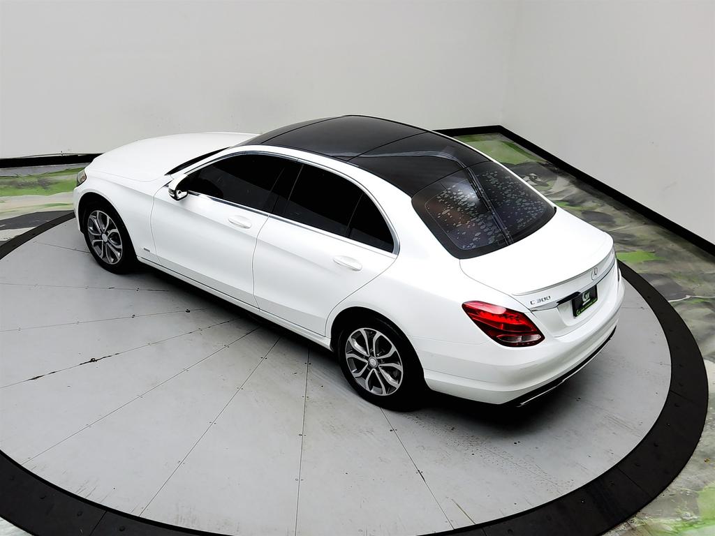 2016 Mercedes-Benz C-Class - $9,995