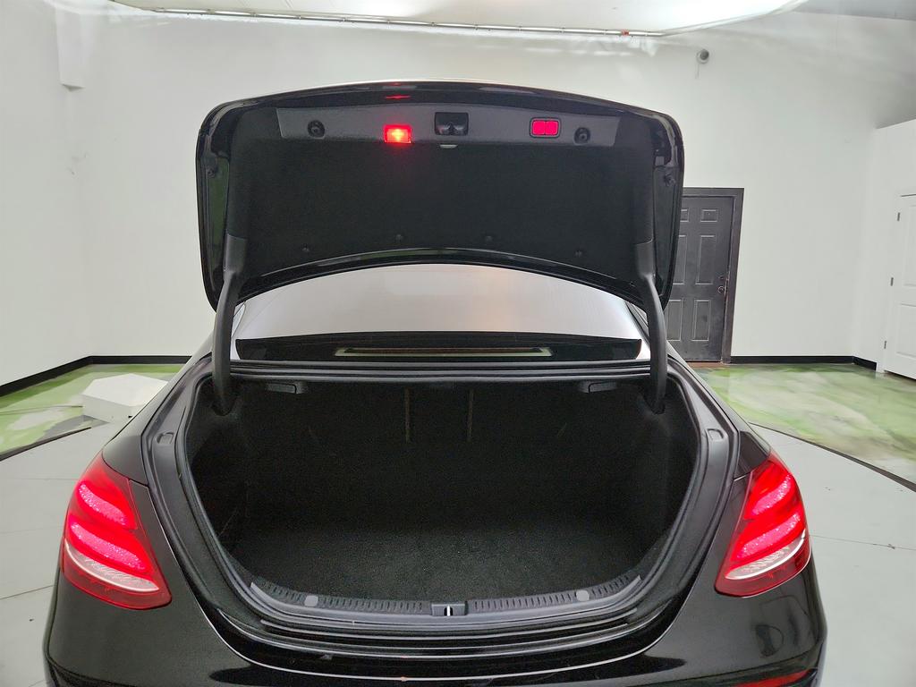 2019 Mercedes-Benz E-Class - $18,550