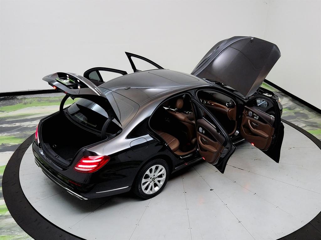 2019 Mercedes-Benz E-Class - $18,550