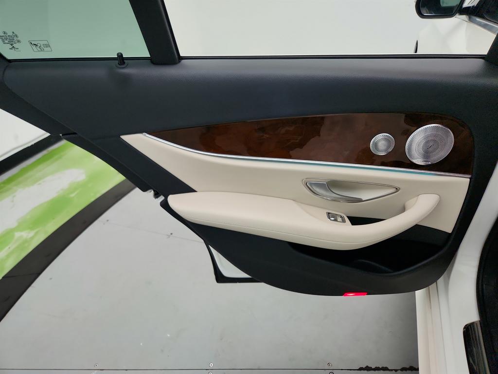 2018 Mercedes-Benz E-Class - $15,650