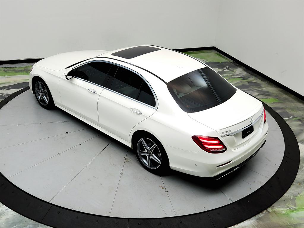 2018 Mercedes-Benz E-Class - $15,650