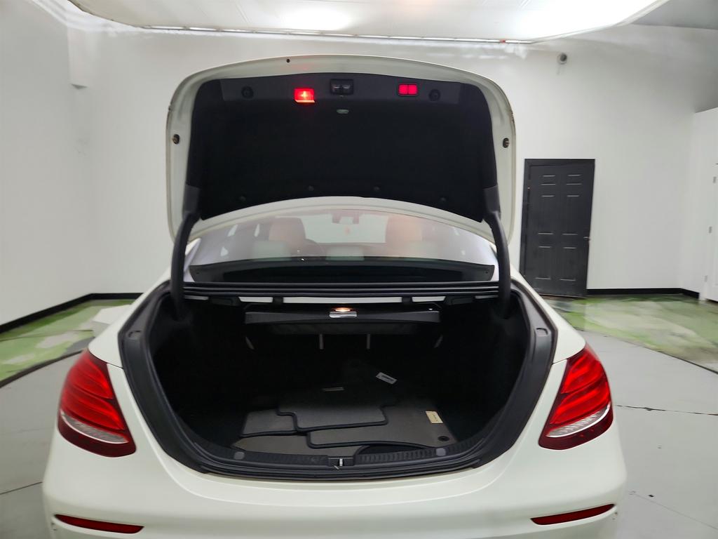2018 Mercedes-Benz E-Class - $15,650