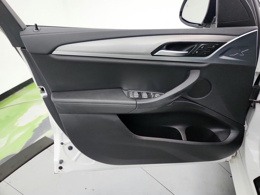 2020 BMW X3 - $18,595