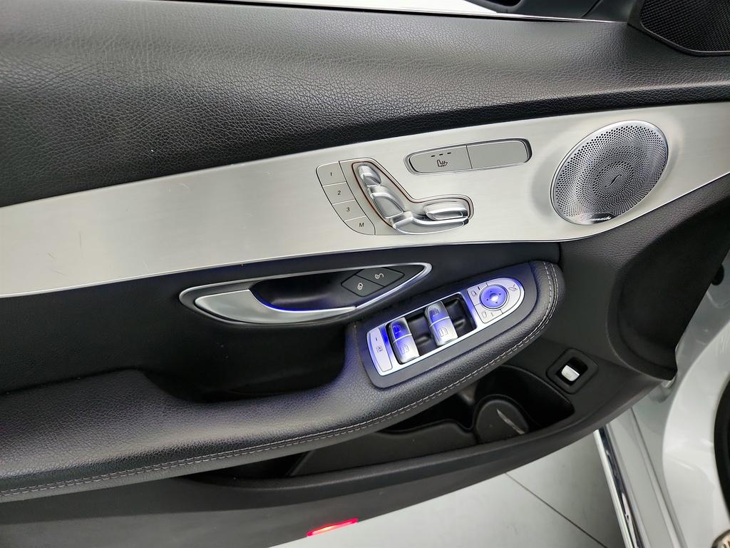 2020 Mercedes-Benz C-Class - $19,650