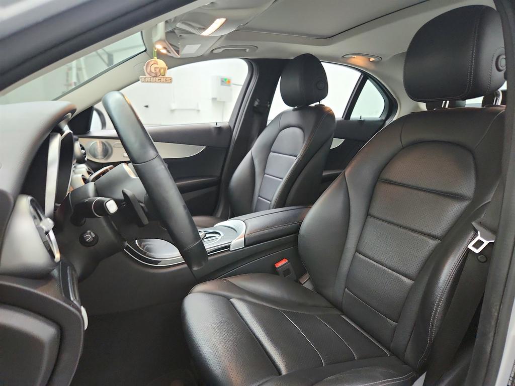 2020 Mercedes-Benz C-Class - $19,650