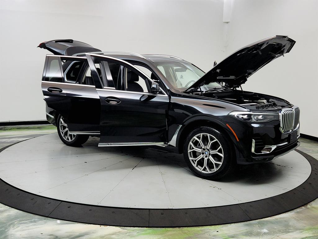 2019 BMW X7 - $25,595