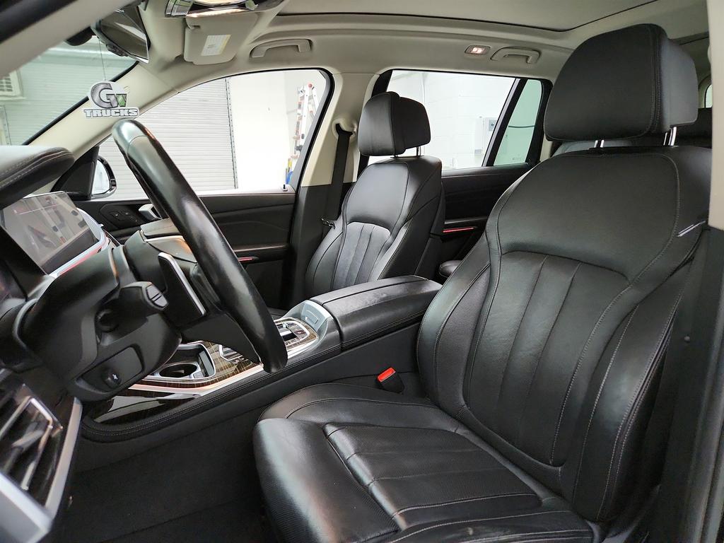 2019 BMW X7 - $25,595