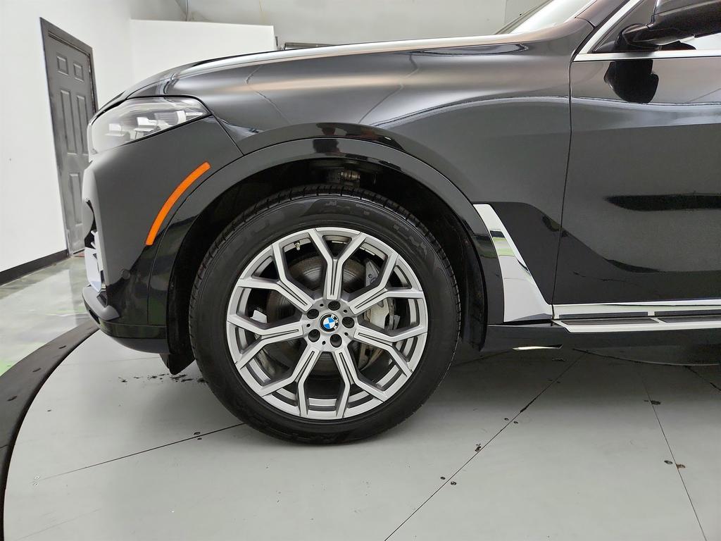 2019 BMW X7 - $25,595
