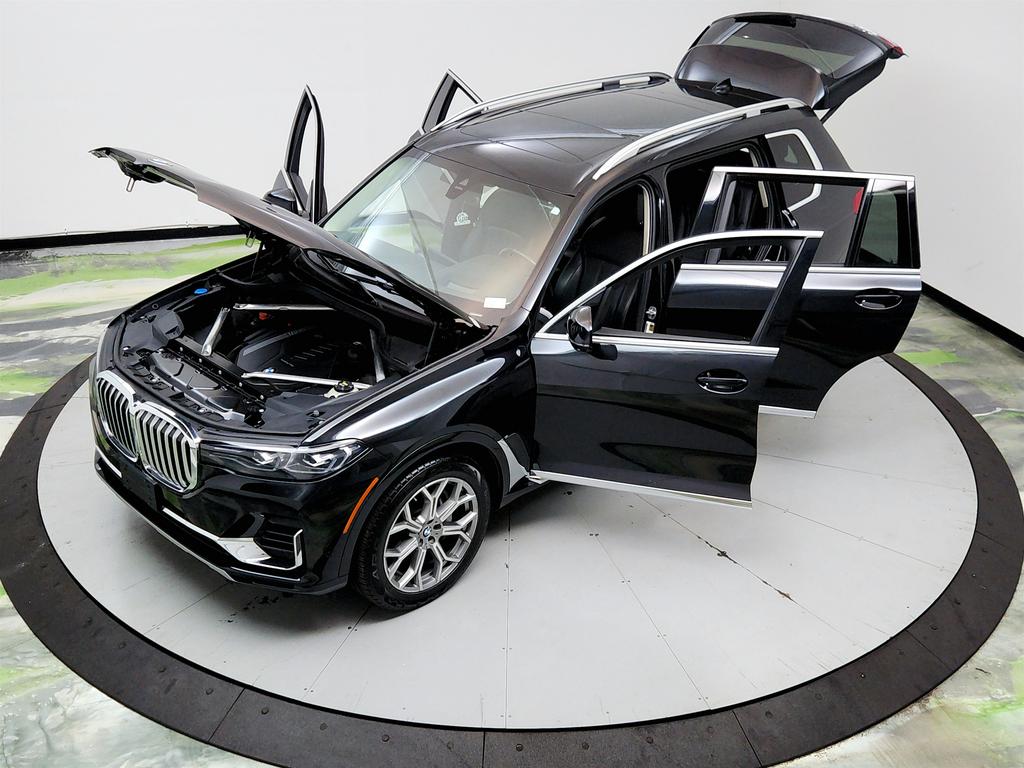 2019 BMW X7 - $25,595