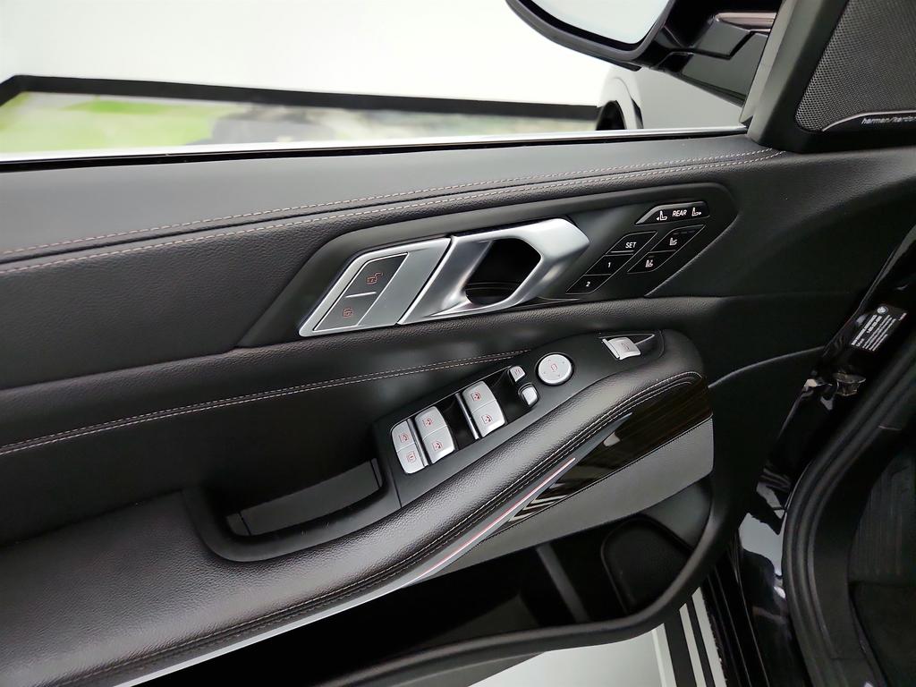 2019 BMW X7 - $25,595