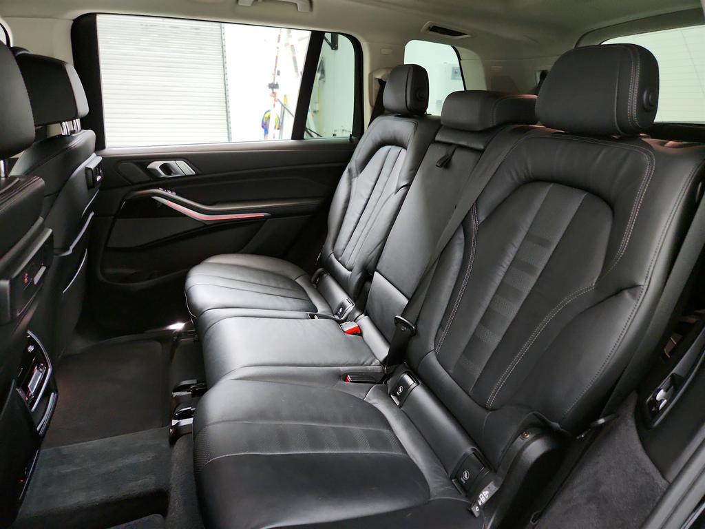 2019 BMW X7 - $25,595
