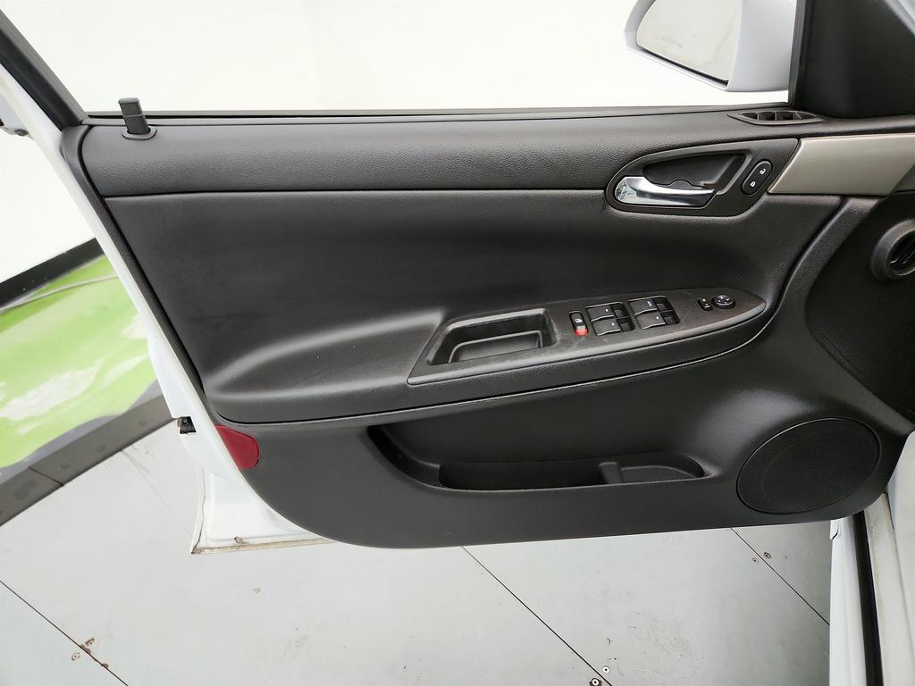 2016 Chevrolet Impala - $5,550