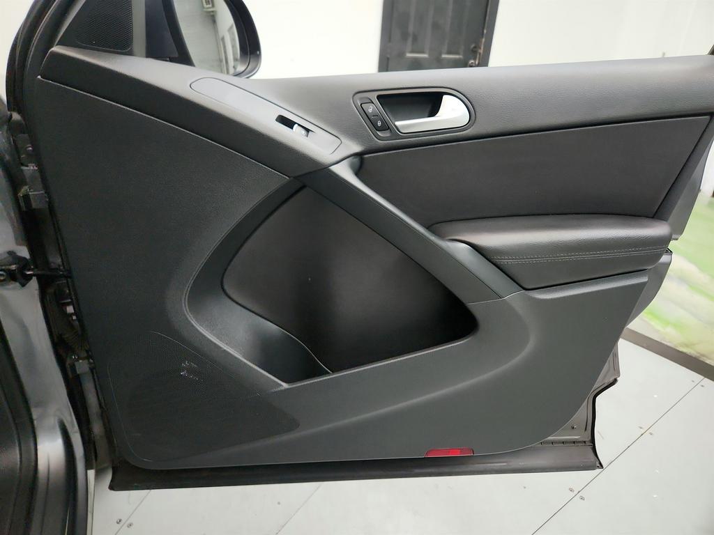 2016 Volkswagen Tiguan - $6,995