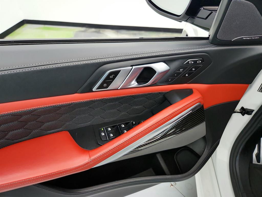 2021 BMW X6 - $53,995