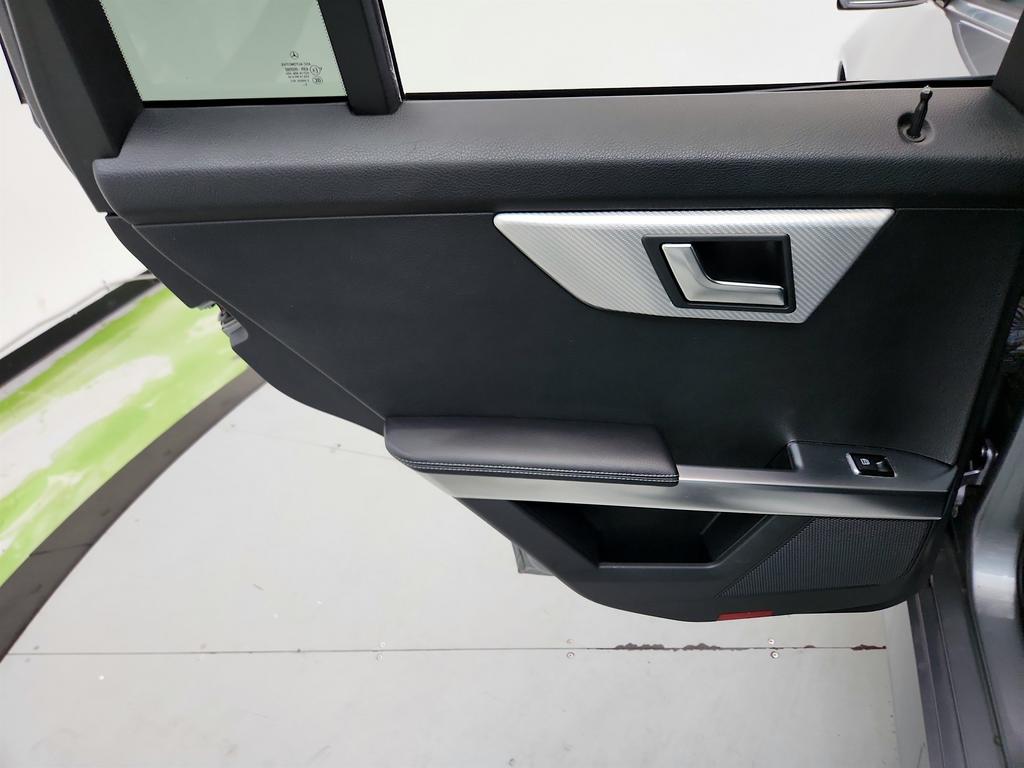 2014 Mercedes-Benz GLK-Class - $8,095