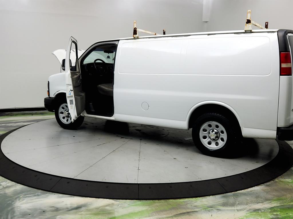 2013 Chevrolet Express - $5,495
