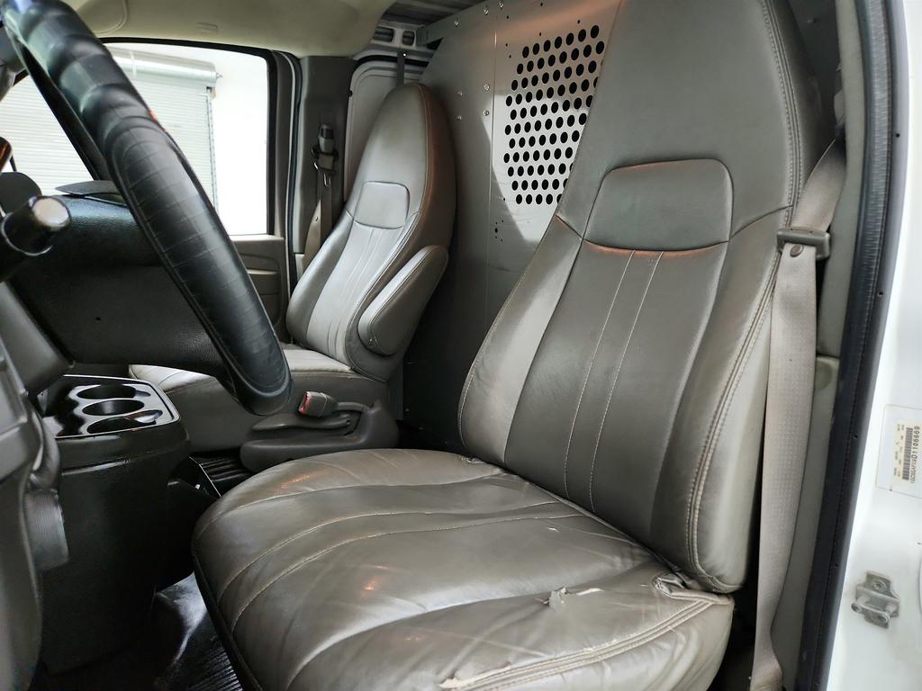 2013 Chevrolet Express - $5,495
