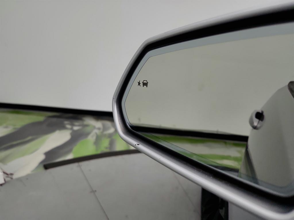 2016 Chevrolet Camaro - $23,550