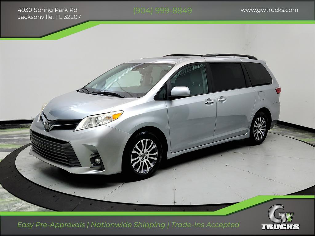 2019 Toyota Sienna - $15,945
