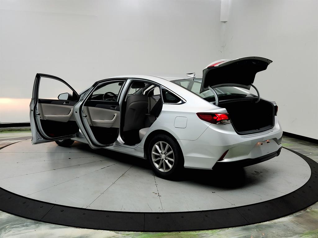 2018 Hyundai Sonata - $10,995