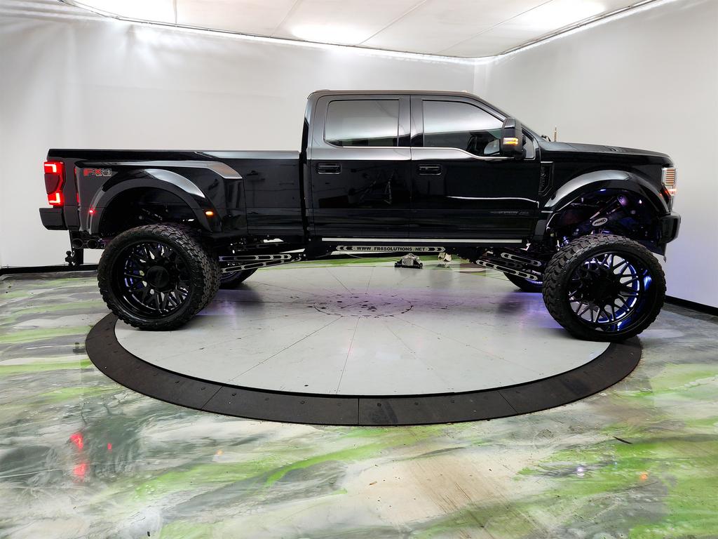 2022 Ford F-450 - $114,750