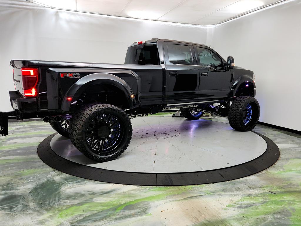 2022 Ford F-450 - $114,750