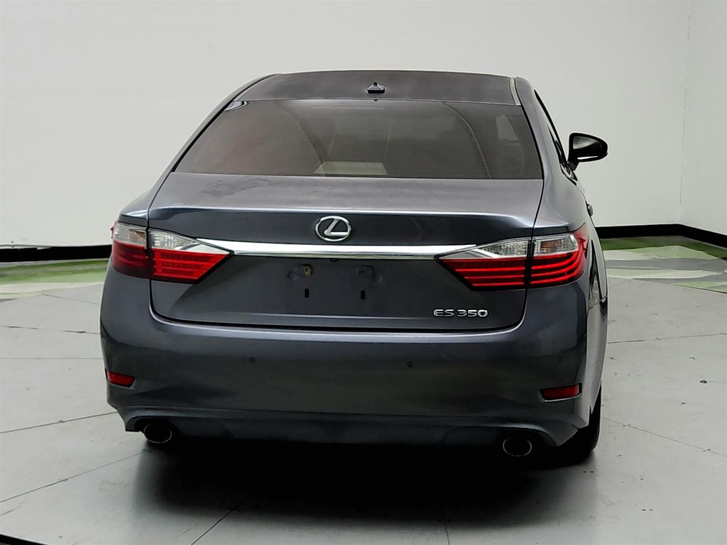 2014 Lexus ES - $9,450