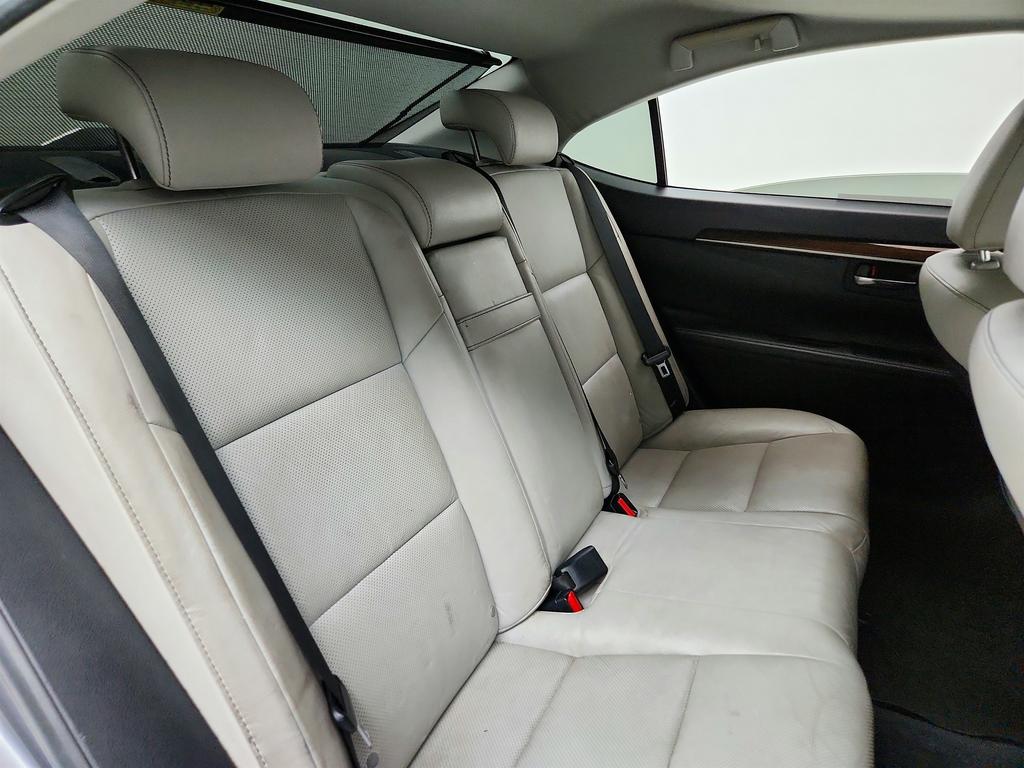 2014 Lexus ES - $9,450