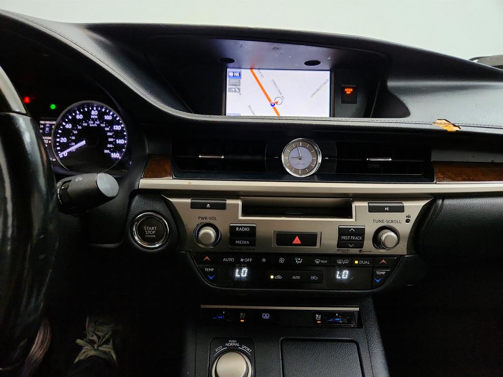 2014 Lexus ES - $9,450